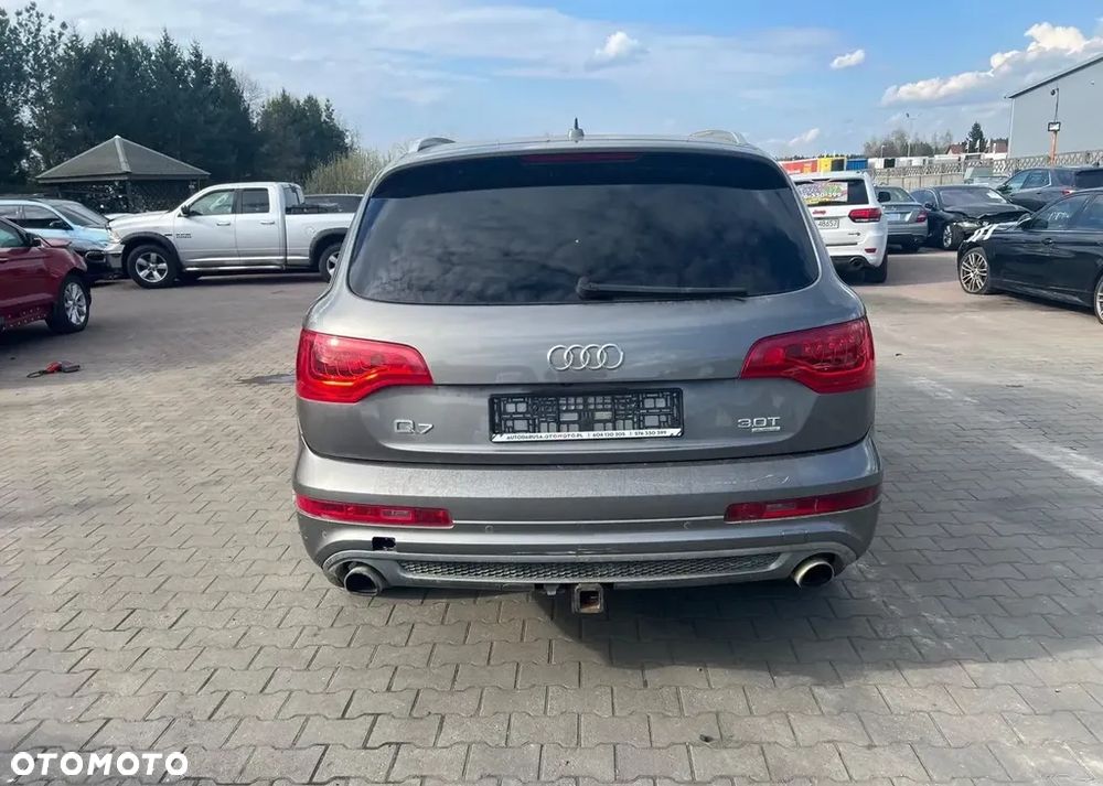 Audi Q7 55 TFSI quattro tiptronic S line - 6