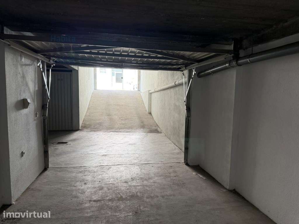Box Garagem Fechada no Centro do Entroncamento - Grande imagem: 4/19