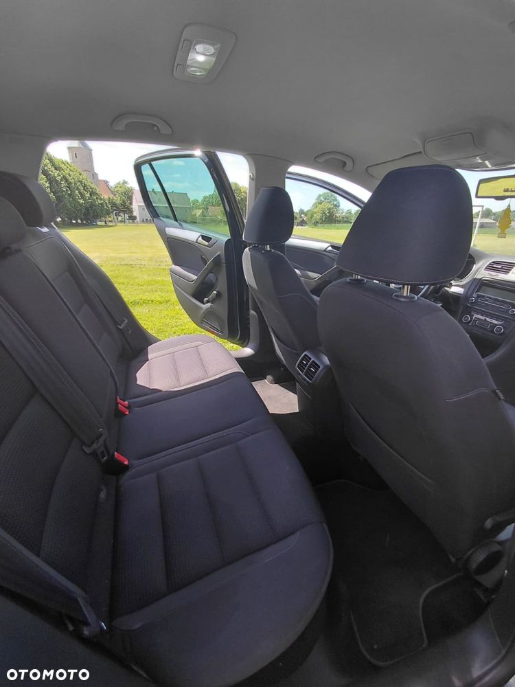 Volkswagen Golf 2.0 TDI DPF Highline - 15