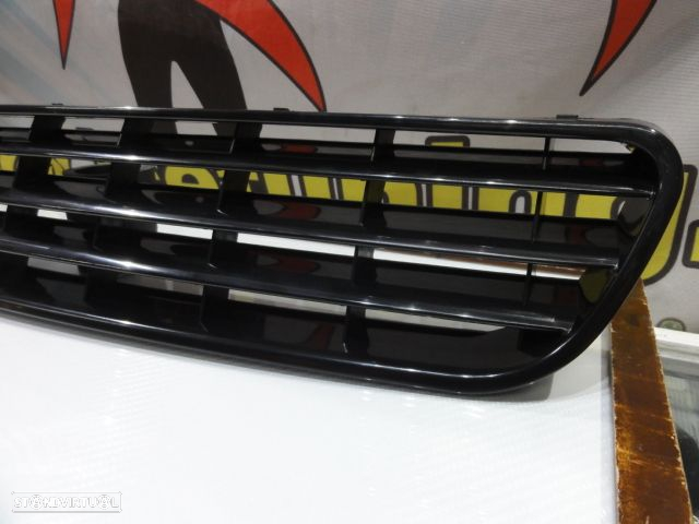 Grelha frontal Audi A3 8L 95-00 sem simbolo C/ 2anos de Garantia - 10