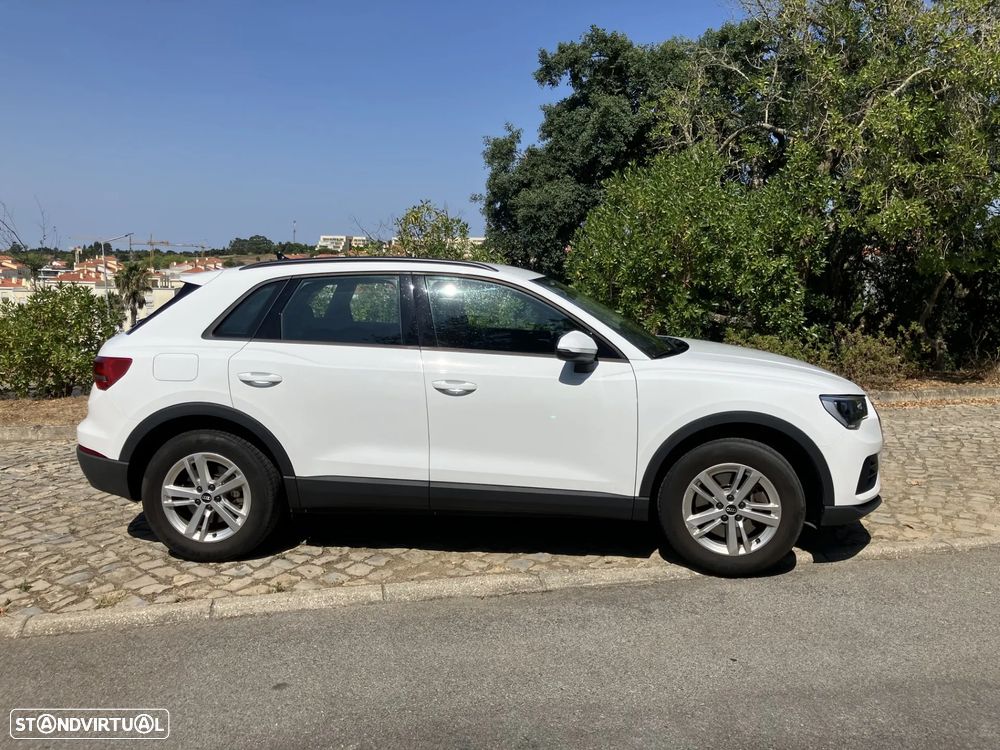 Audi Q3 45 TFSIe S tronic S line - 4