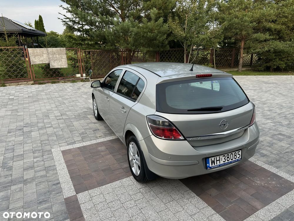 Opel Astra 1.6 Enjoy - 5