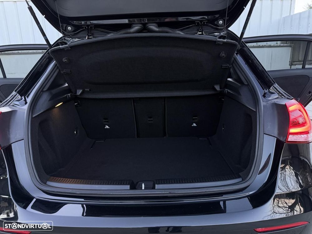 Mercedes-Benz A 180 d AMG Line Aut. - 21