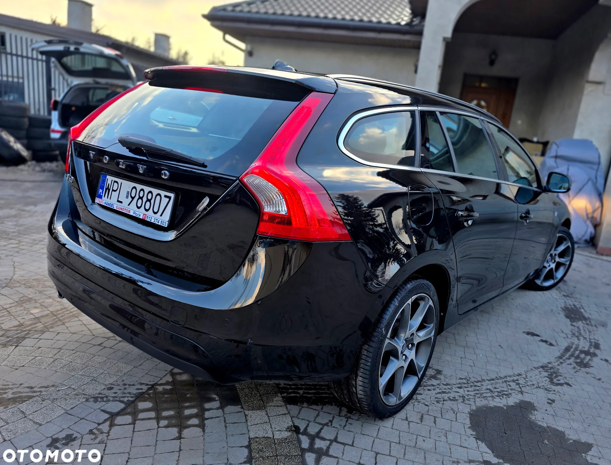 Volvo V60 D2 Ocean Race - 7