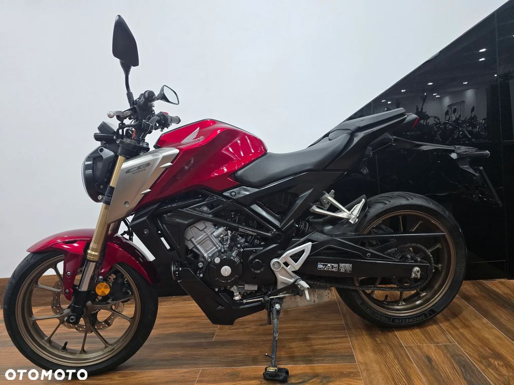 Honda CB - 34