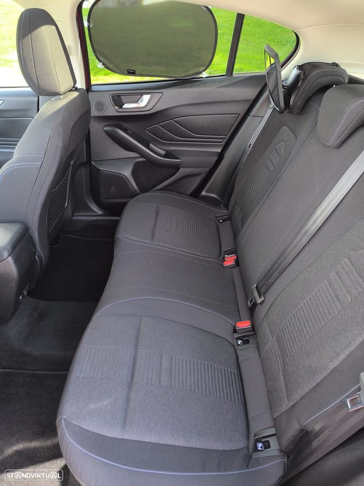Ford Focus - 19
