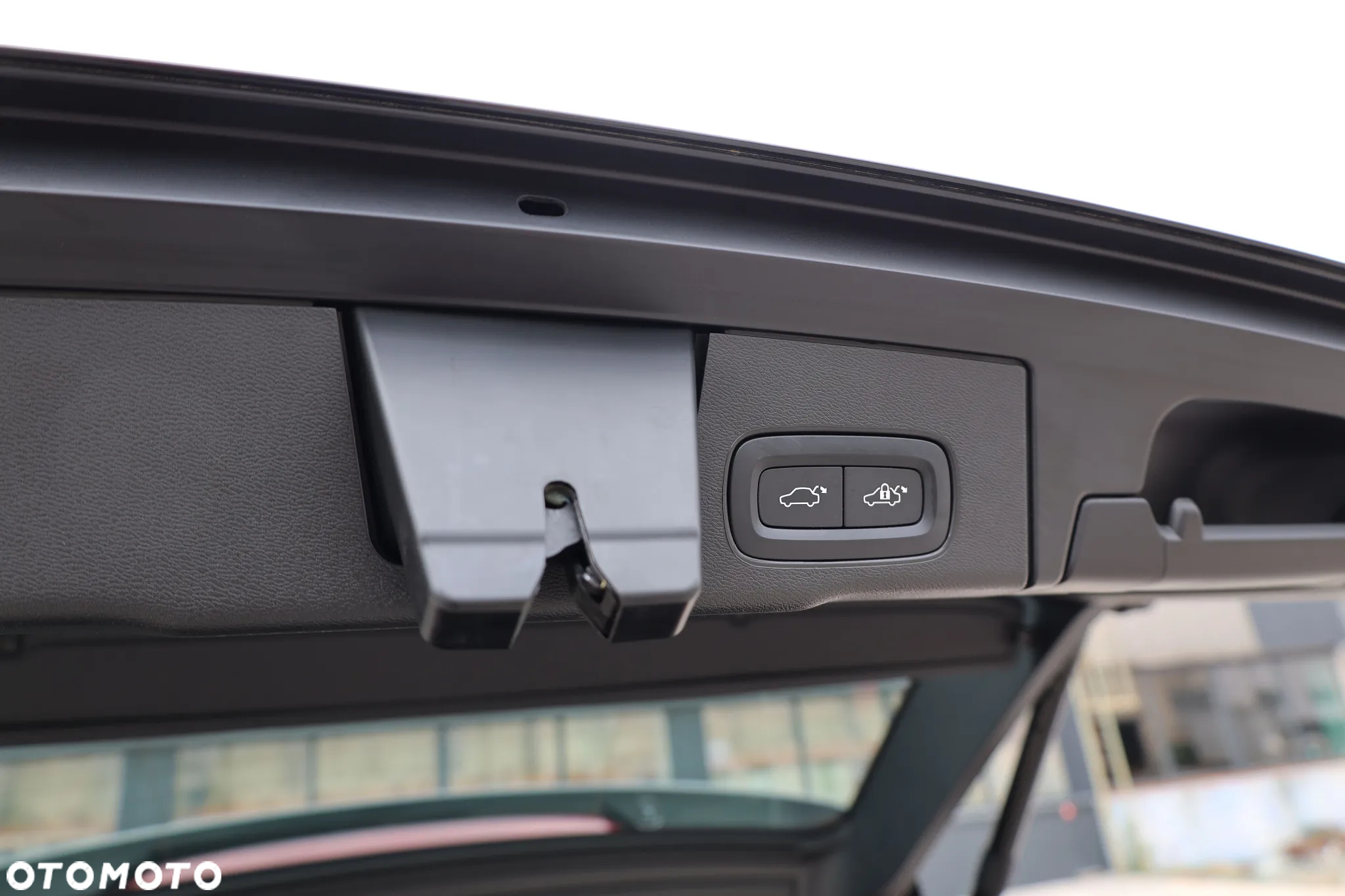 Volvo XC 60 T6 AWD Plug-In Hybrid Inscription - 33