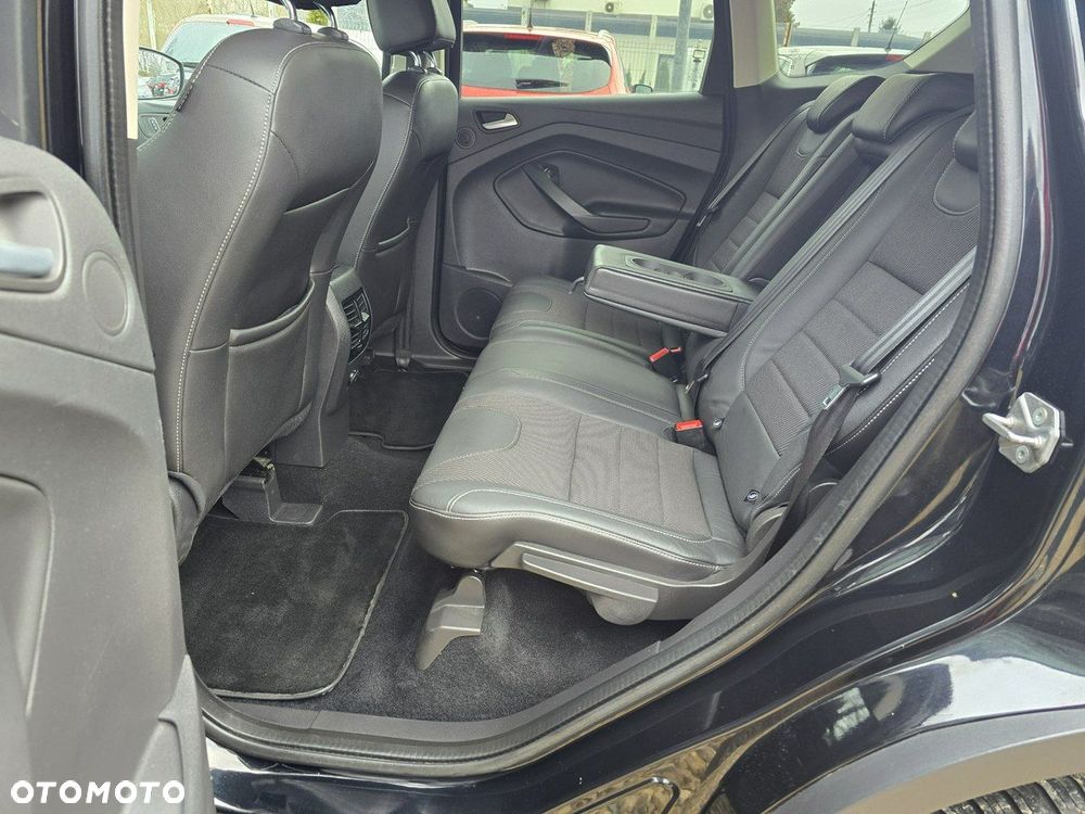 Ford Kuga 1.6 EcoBoost 2x4 Titanium - 14