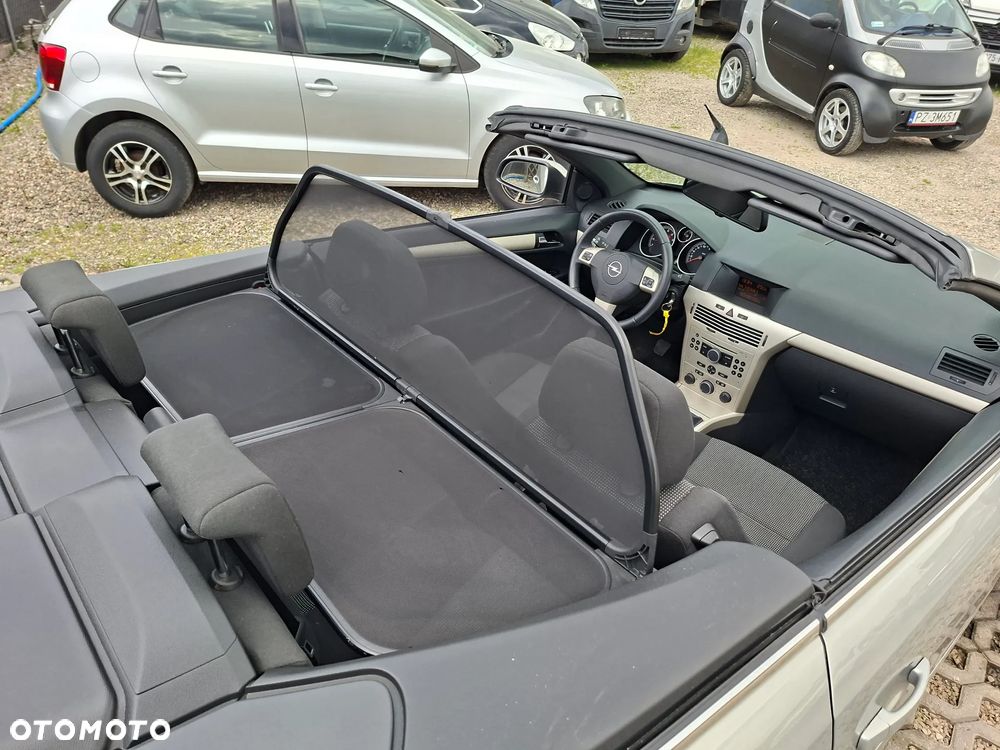 Opel Astra 1.8 Black&White - 10