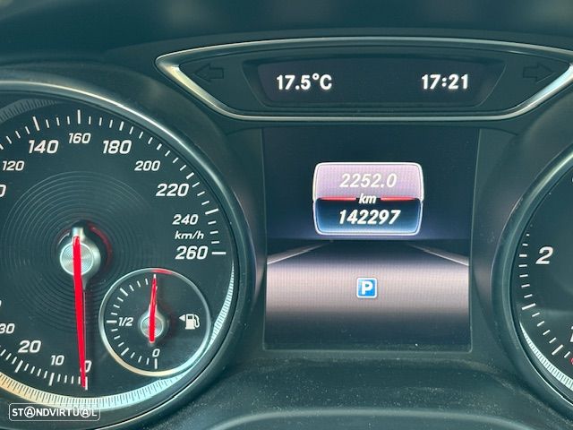 Mercedes-Benz CLA 180 d Shooting Brake - 7