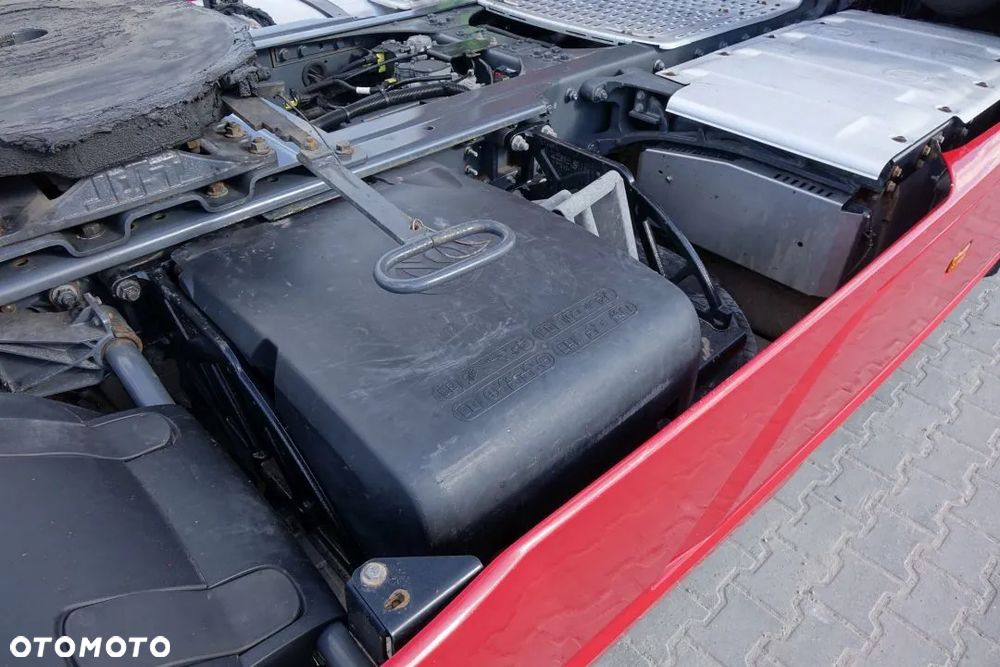 DAF XF 460 / SUPER SPACE CAB / STANDARD / AUTOMAT / INTARDER / LODÓWKA / NAWIGACJA GPS - 14
