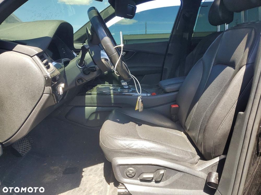 Audi Q7 3.0 TFSI Quattro Tiptronic - 8