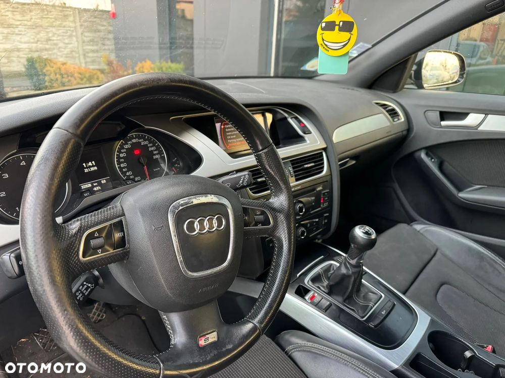 Audi A4 Avant 2.0 TDI DPF S line Sportpaket (plus) - 19