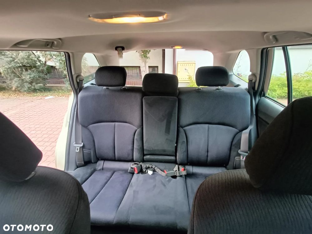 Subaru Legacy 2.0 D Active - 9