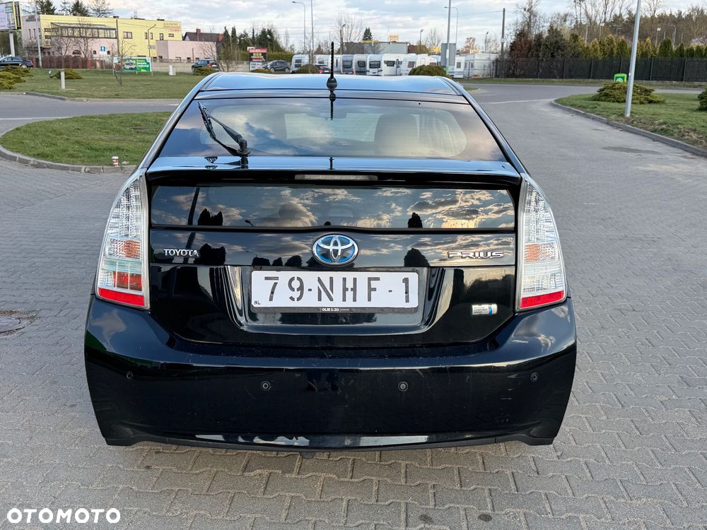 Toyota Prius 1.8 HSD Active - 6