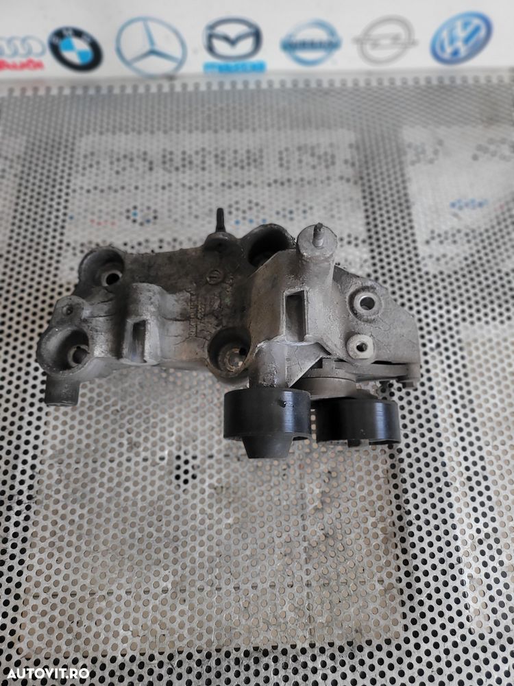 Suport Rola Accesorii Intinzatoare Renault Master Opel Movano 2.3 Dci Euro 6 Motor M9T F716 An 2019 - 2