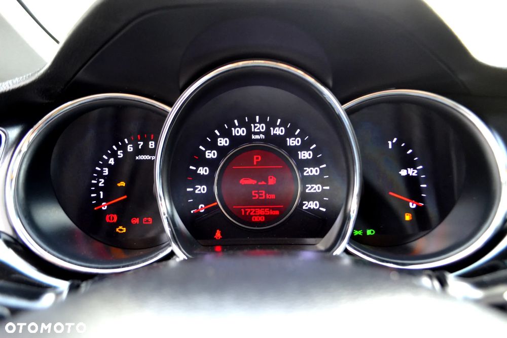Kia Ceed 1.6 GDI L DCT - 26