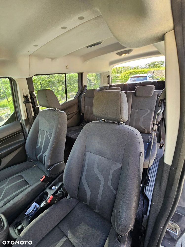 Ford Tourneo Connect - 13
