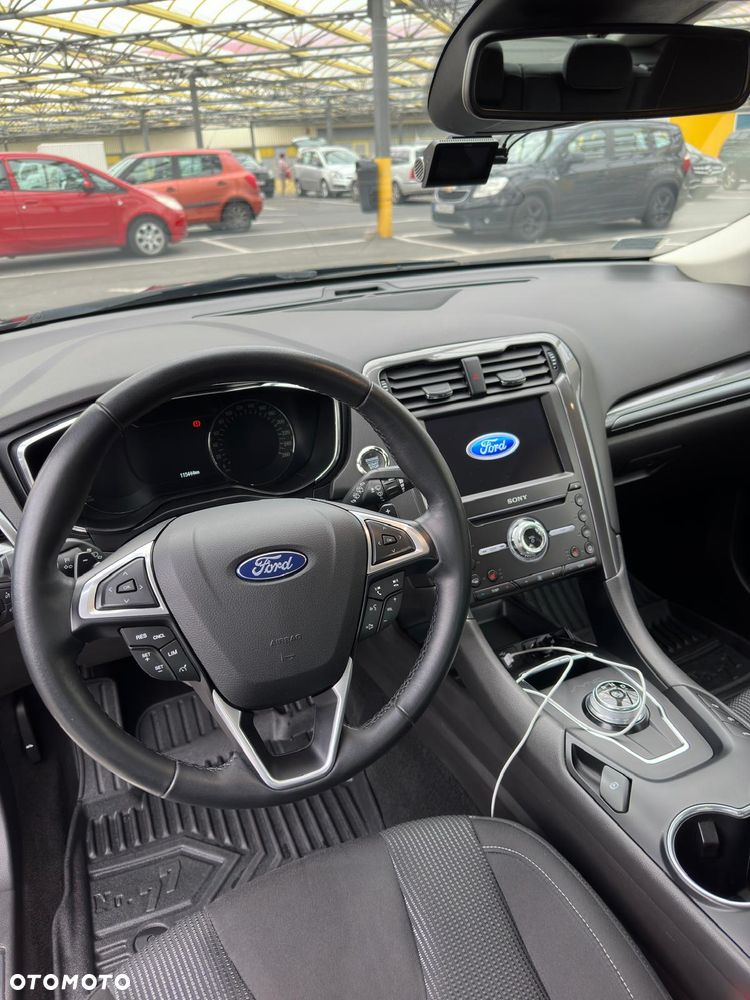 Ford Mondeo 2.0 EcoBlue Titanium - 12
