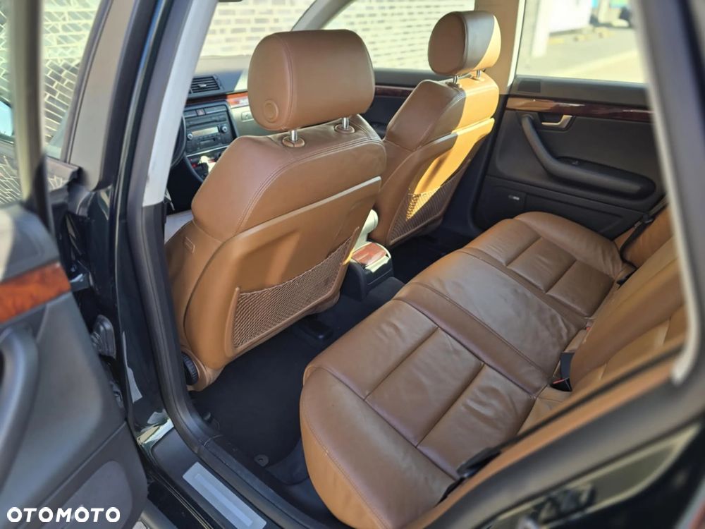 Audi A4 Avant 3.2 FSI Quattro Tiptr - 27