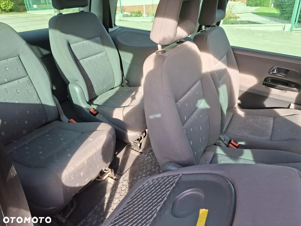 Volkswagen Sharan 2.0 TDI Highline - 12