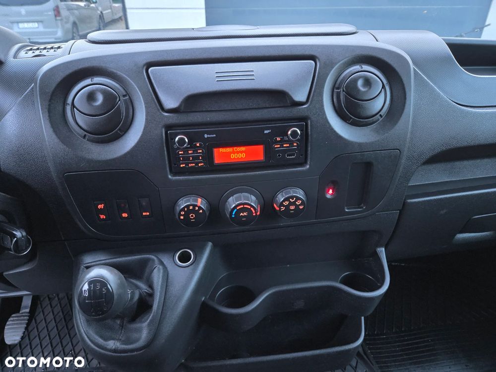 Renault Master - 22