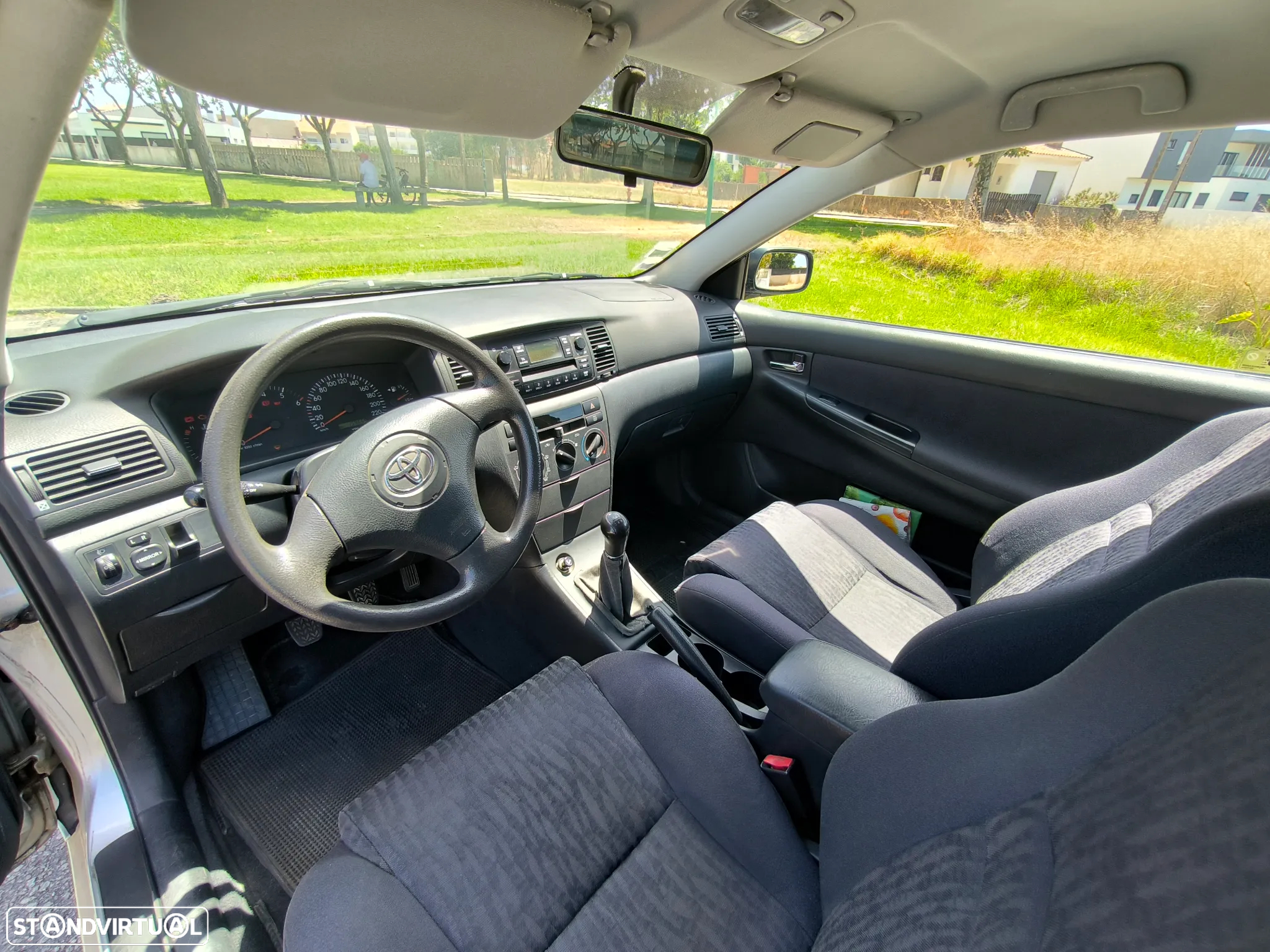 Toyota Corolla 2.0 D-4D Sol - 9