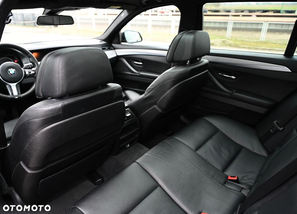 BMW Seria 5 535d xDrive - 7