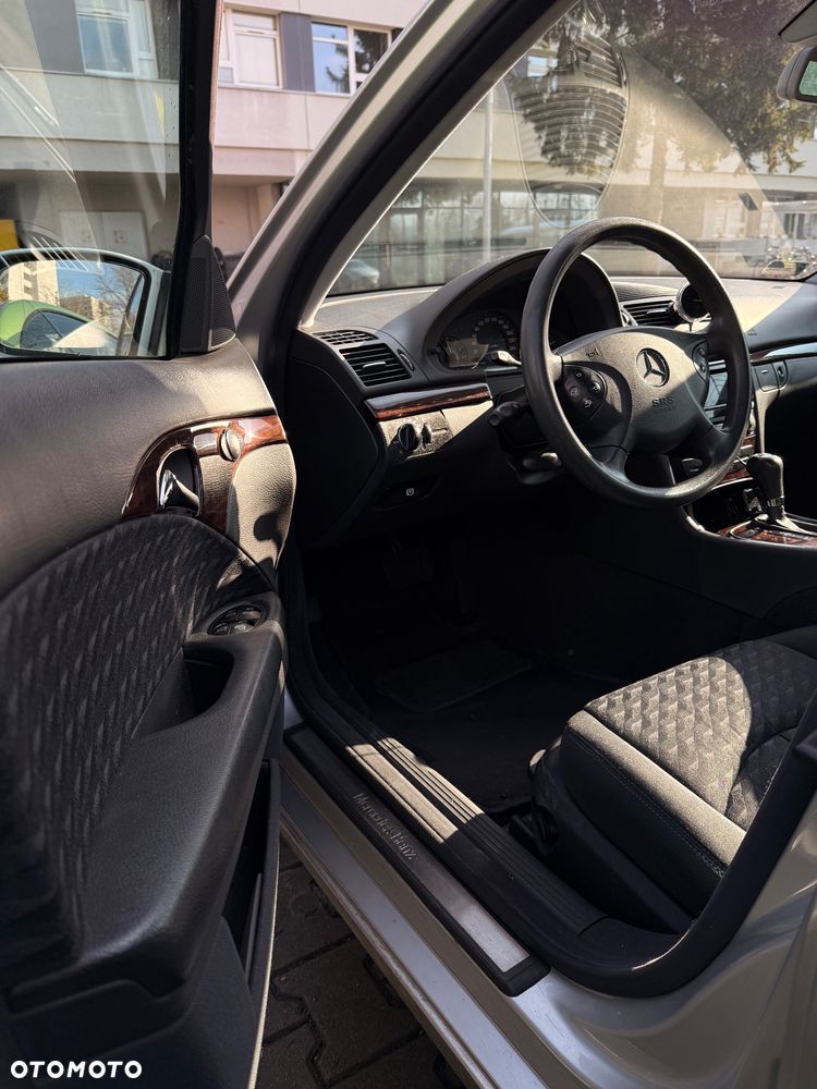 Mercedes-Benz Klasa E - 3