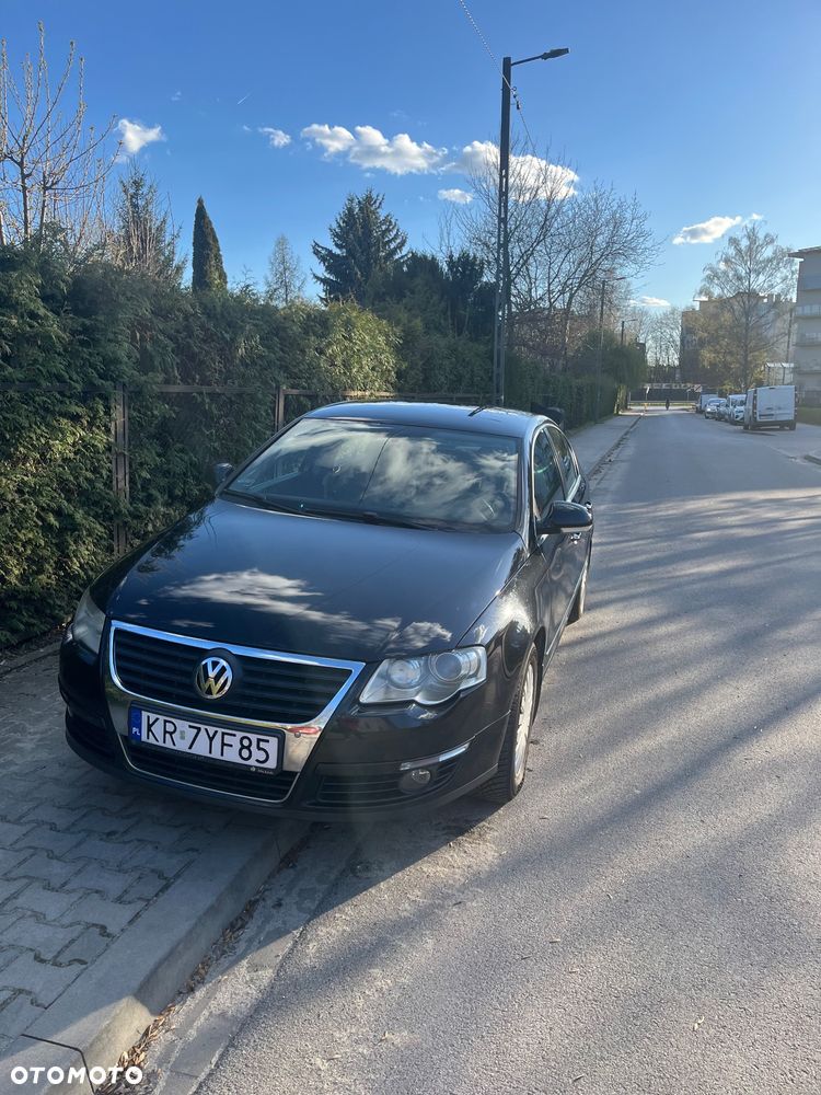 Volkswagen Passat 1.8 TSI Comfortline - 3