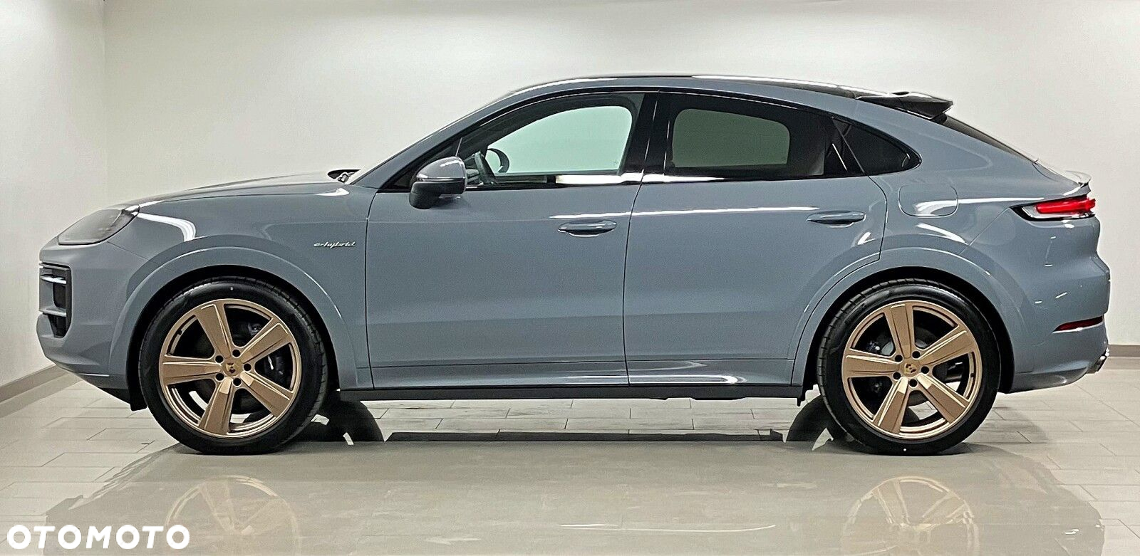 Porsche Cayenne - 2