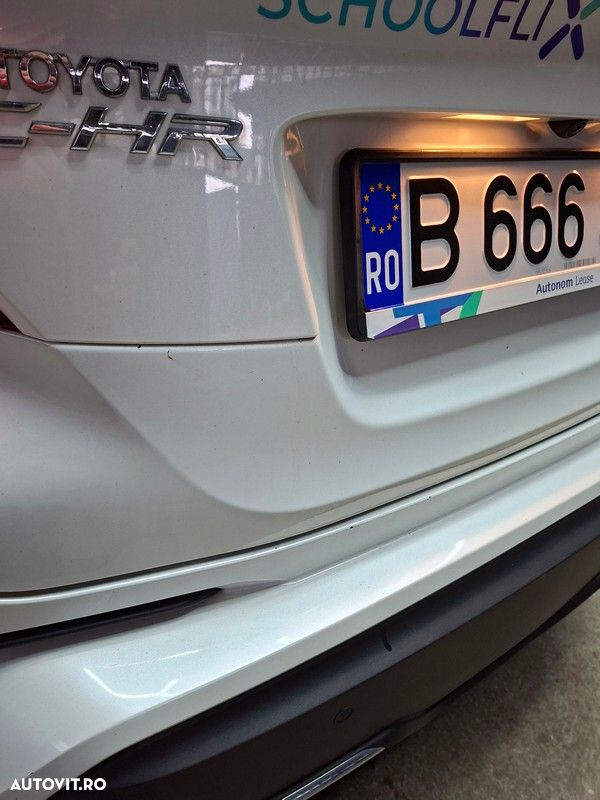 Toyota C-HR - 19
