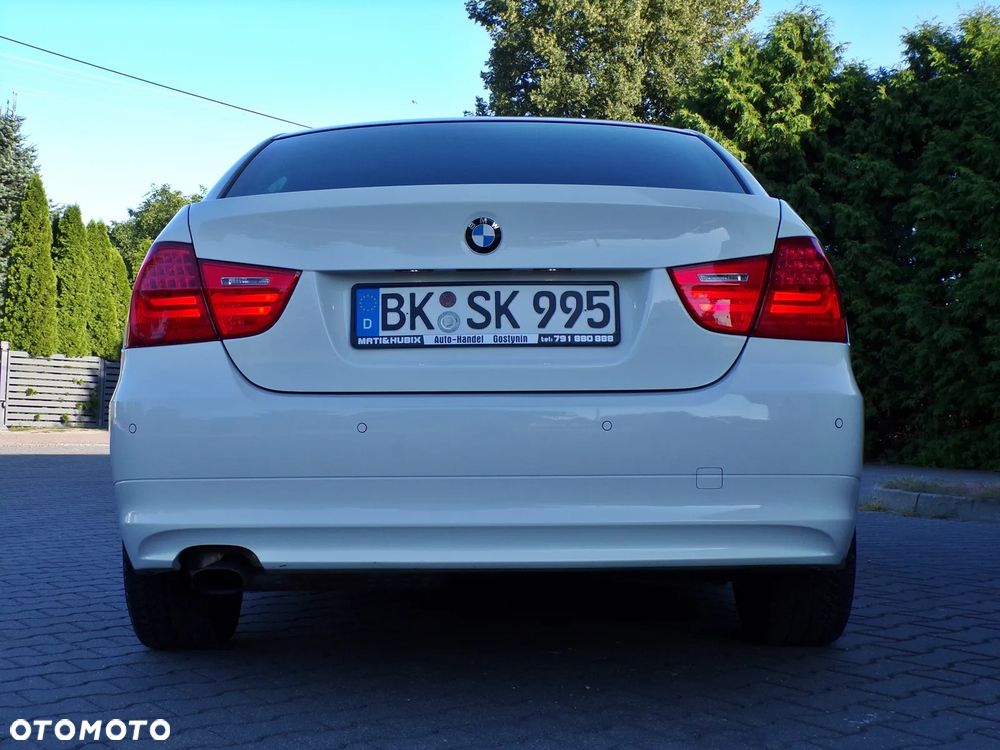 BMW Seria 3 - 10