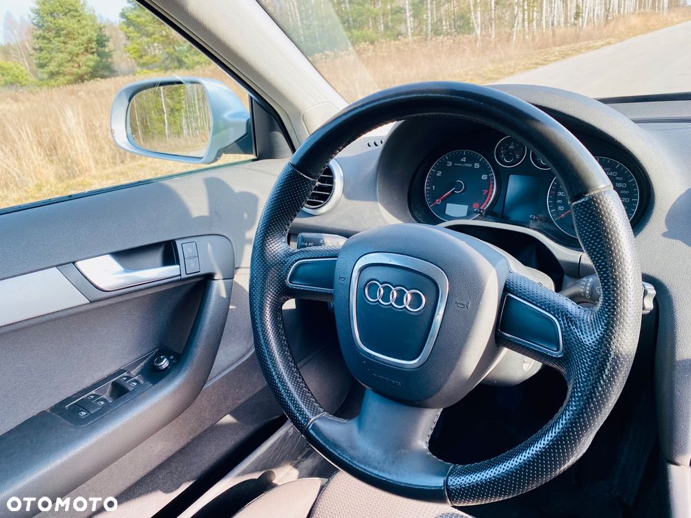 Audi A3 Sportback 1.4 TFSI Ambition - 38