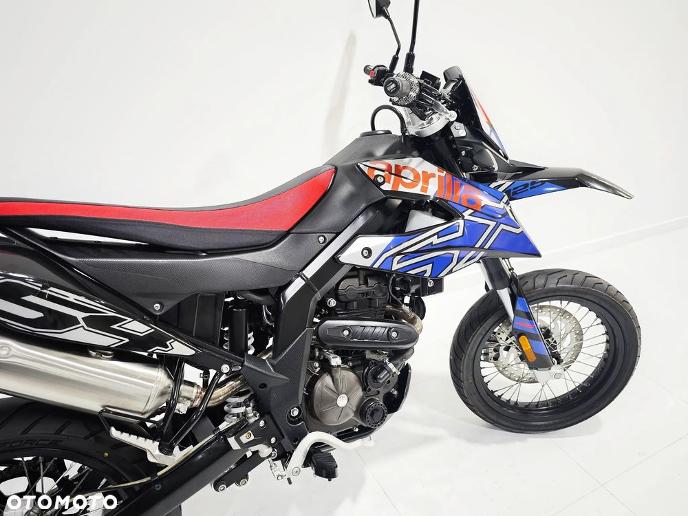 Aprilia SX - 9