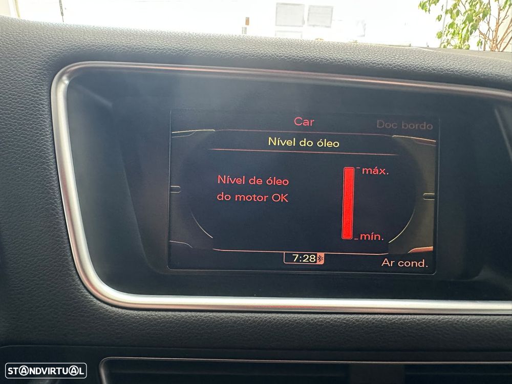 Audi Q5 2.0 TDI Advance S-tronic - 12