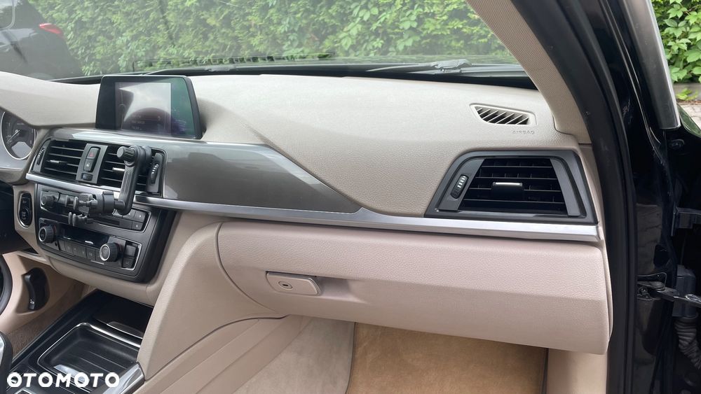 BMW Seria 3 316d - 16
