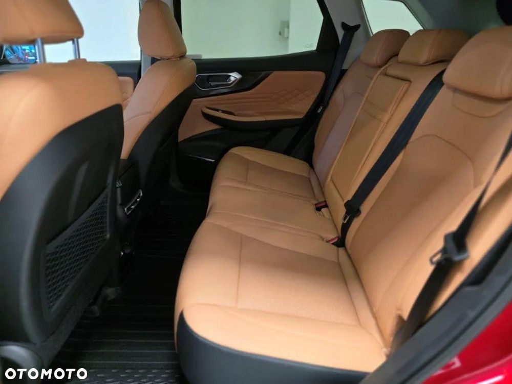 BAIC 7 1.5T Luxury Plus DCT - 17