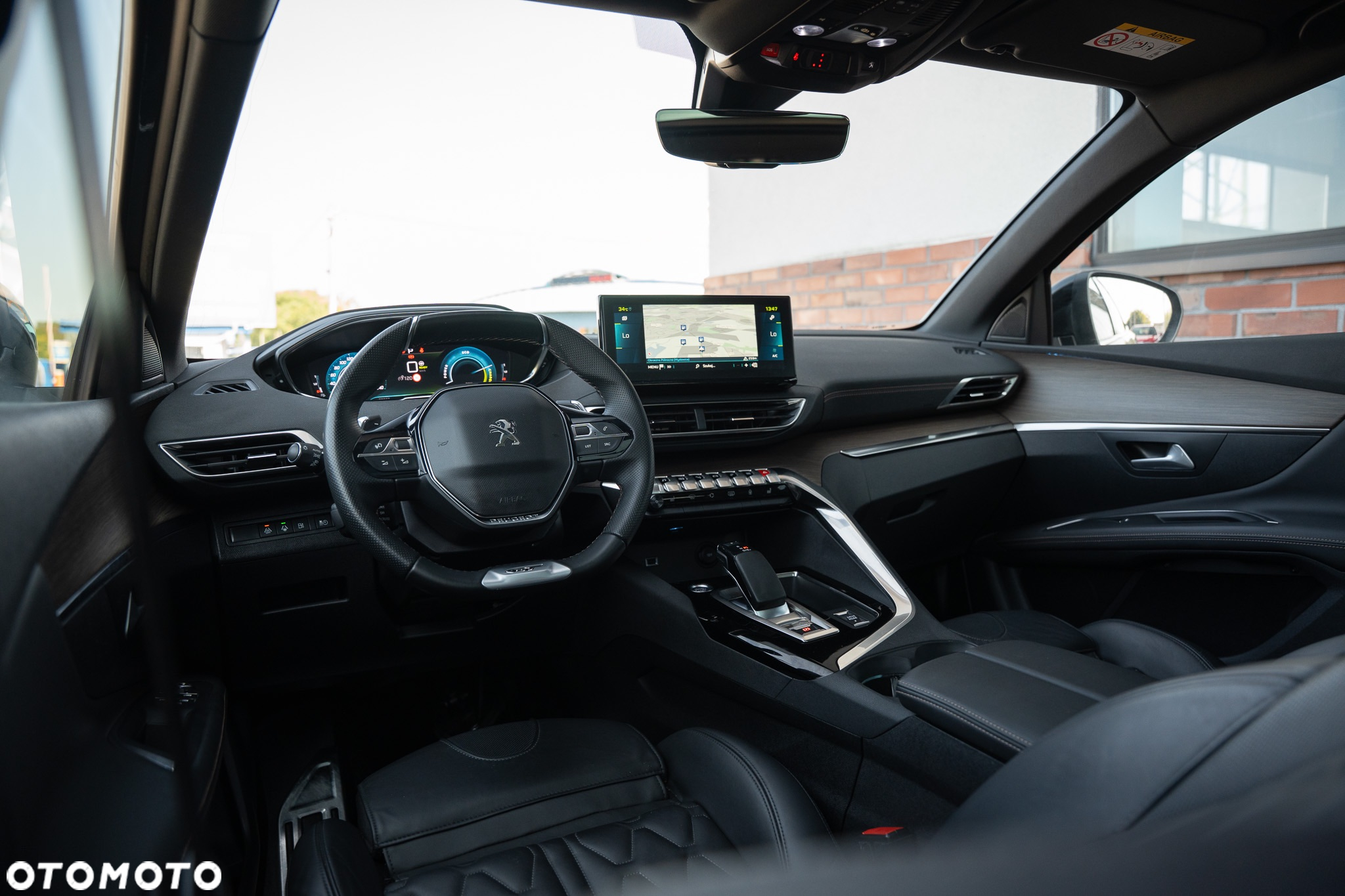 Peugeot 3008 Plug-In Hybrid 225 e-EAT8 GT - 27