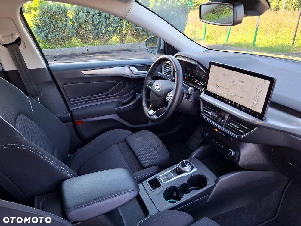 Ford Focus SW - 36