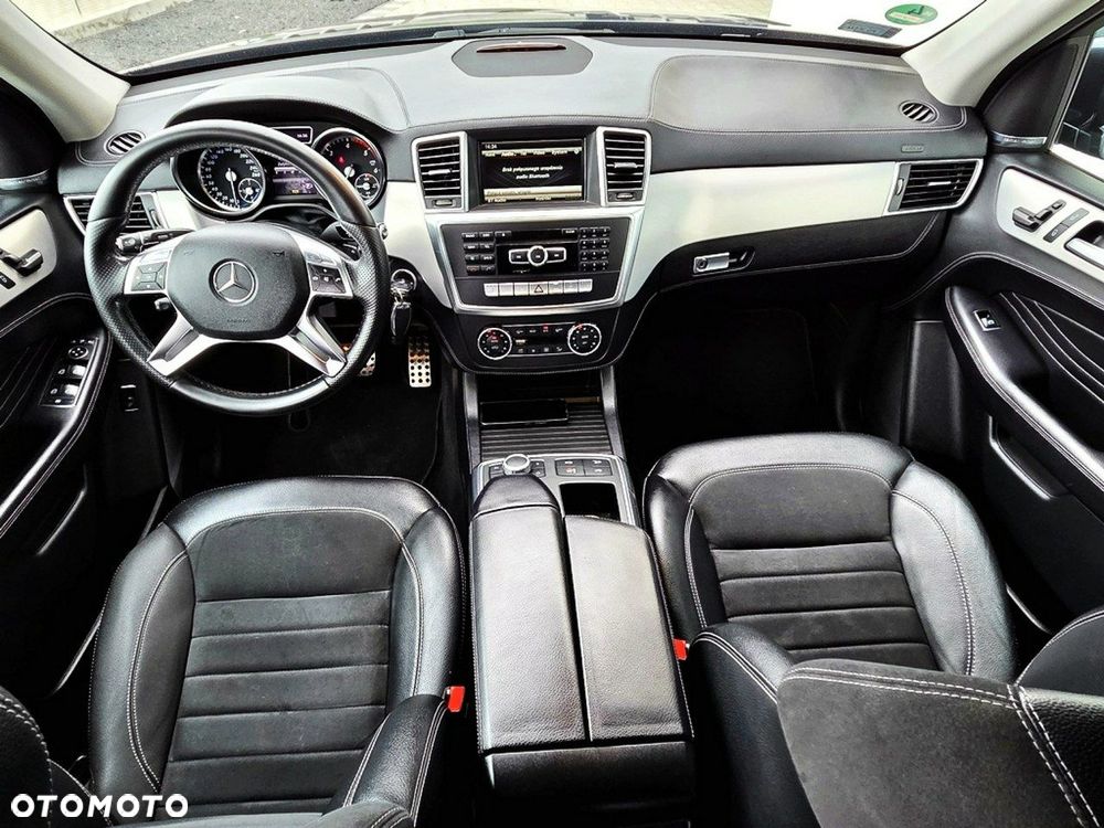 Mercedes-Benz ML 350 BlueTec 4-Matic - 11