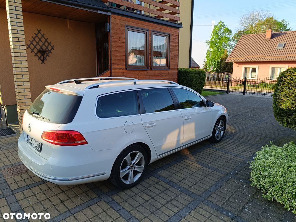 Volkswagen Passat 2.0 TDI Comfortline DSG - 5