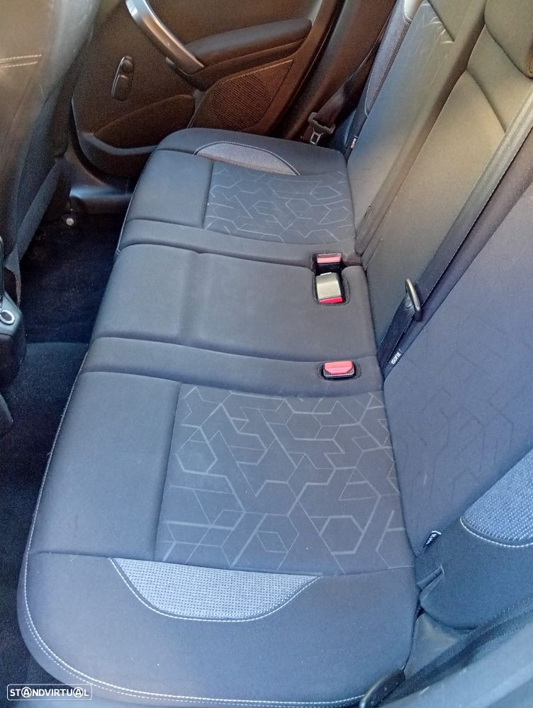 Peugeot 2008 1.2 PureTech Active - 2