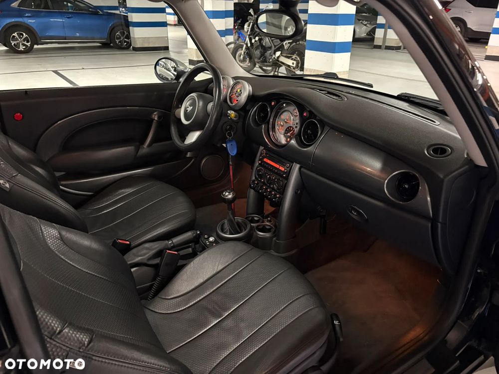MINI ONE Standard - 17