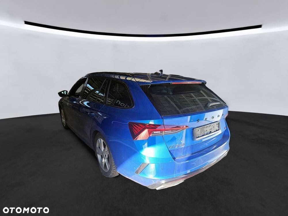 Skoda Octavia 2.0 TDI RS DSG - 4
