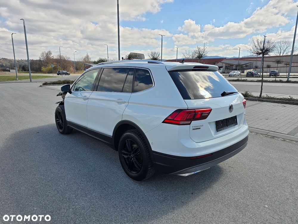 Volkswagen Tiguan Allspace 2.0 TDI SCR 4Motion DSG Highline - 18