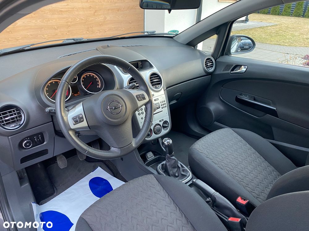 Opel Corsa 1.4 Color Edition - 24