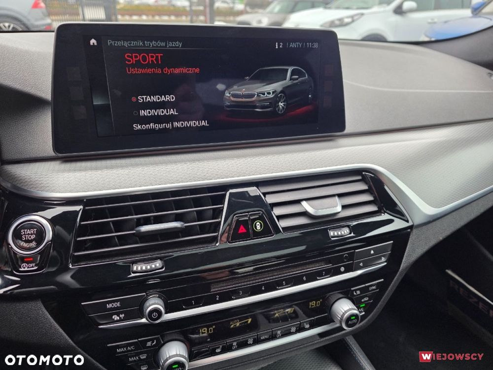 BMW Seria 5 530i xDrive M Sport sport - 23