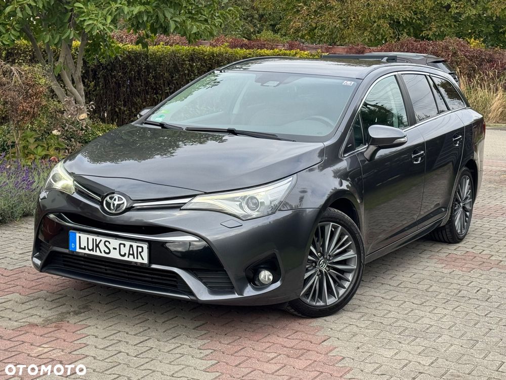 Toyota Avensis Touring Sports 1.8 Edition S+ - 2