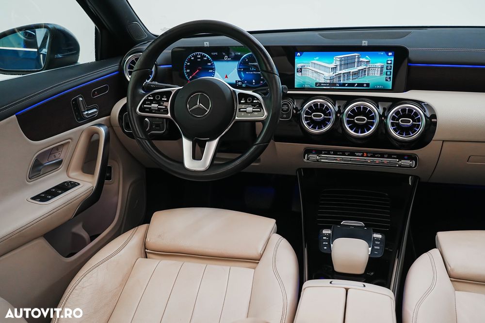 Mercedes-Benz A 180 d Sedan Aut. - 11